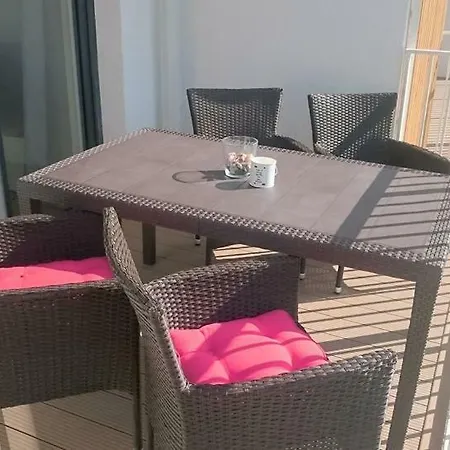 Apartament 4 Seasons- Basen Wewnetrzny,Jacuzzi,Sauna,Silownia I Kulkoland W Cenie!!! Apartament Kołobrzeg
