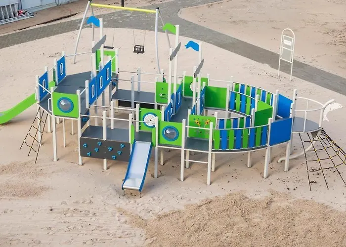 4 Seasons- Basen Wewnetrzny,jacuzzi,sauna,silownia I Kulkoland W Cenie!!! Apartament Kołobrzeg