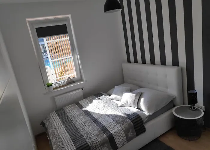 Apartament 4 Seasons- Basen Wewnetrzny,jacuzzi,sauna,silownia I Kulkoland W Cenie!!!